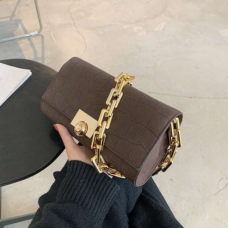 The Chain Reaction - Retro Underarm Bag with Gold-Tone Chain Strap