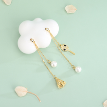 Asymmetrical Tassel Badminton Earrings