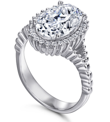 S925 Sterling Silver Exaggerated Egg-Shaped Zircon Ring
