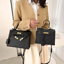 Luxury Cowgirl Kelly Purse – Trendy, High-Fashion Leather Handbag with Adjustable Strap