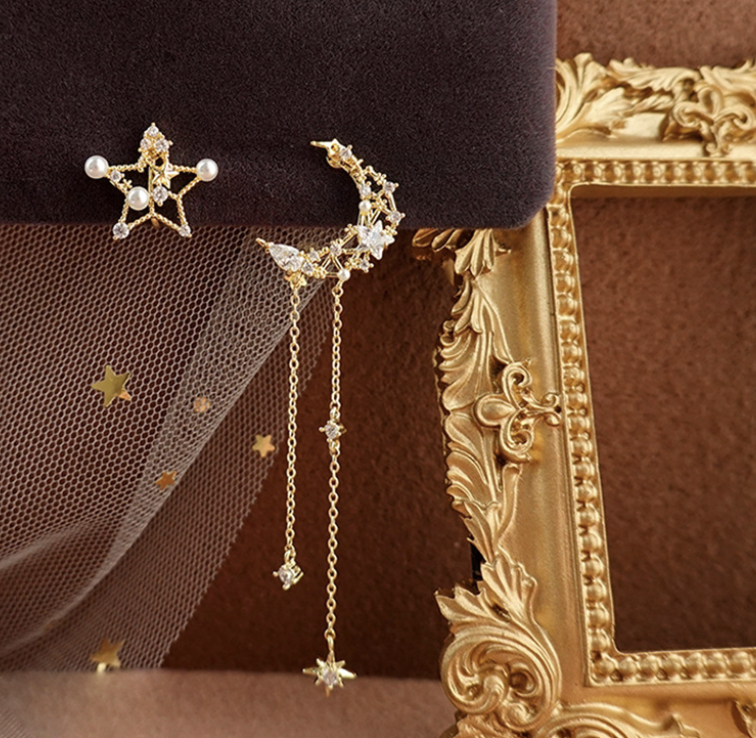 Moon Goddess Legend Baroque Pearl Star Tassel Earrings