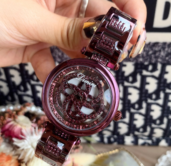 Women's Quartz Watch with Steel Band
